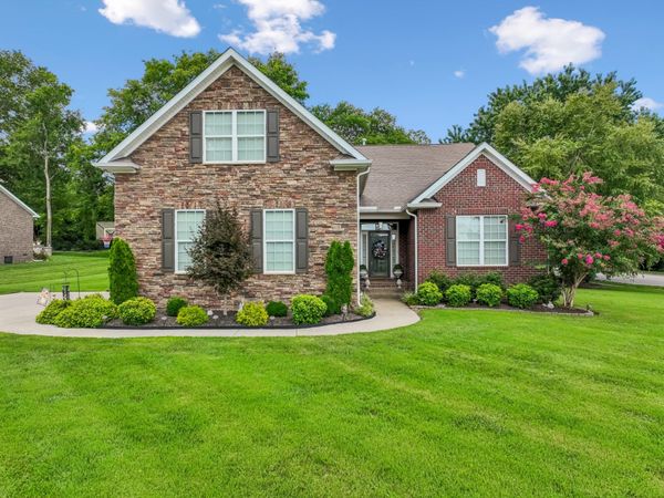 305 Dandelion Dr , Lebanon, TN 37087