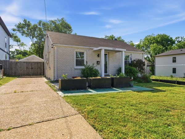 621 N 9th St, Nashville, TN 37206