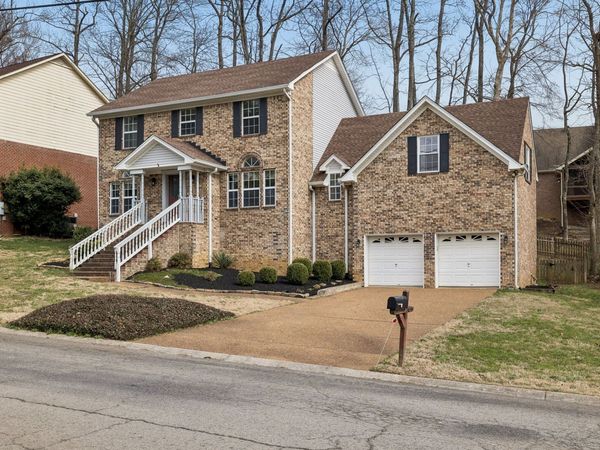 8408 Indian Hills Dr, Nashville, TN 37221