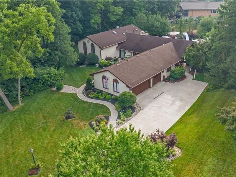 1995 Indian Head Road, Washington Township, OH 45459 Photo 3