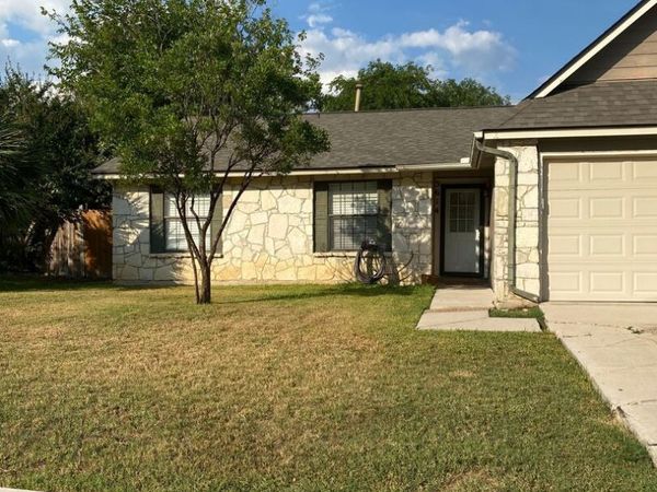 5614 Champions Hill, San Antonio, TX 78233