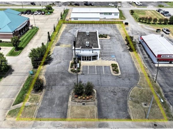 2804 E Race Avenue, Searcy, AR 72143