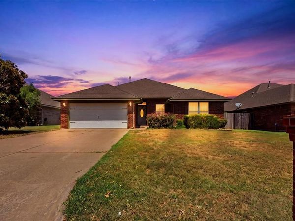 549 NE 23rd Street, Newcastle, OK 73065