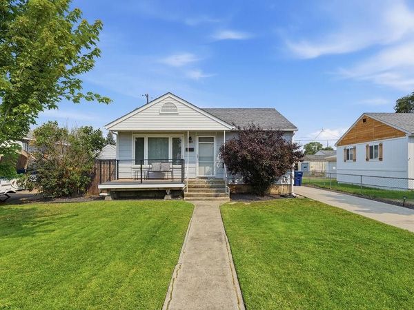 1303 E Princeton Ave, Spokane, WA 99207