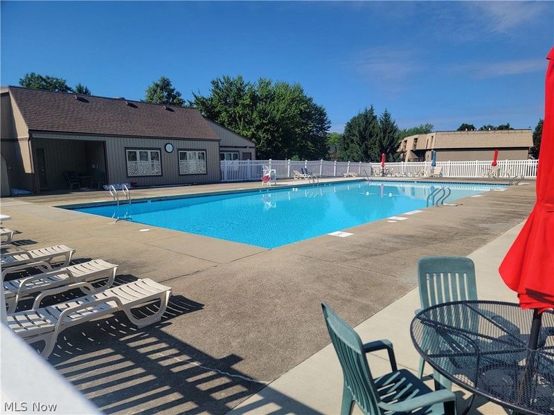 9610 Cove Drive , Unit B18, North Royalton, OH 44133 Photo 13