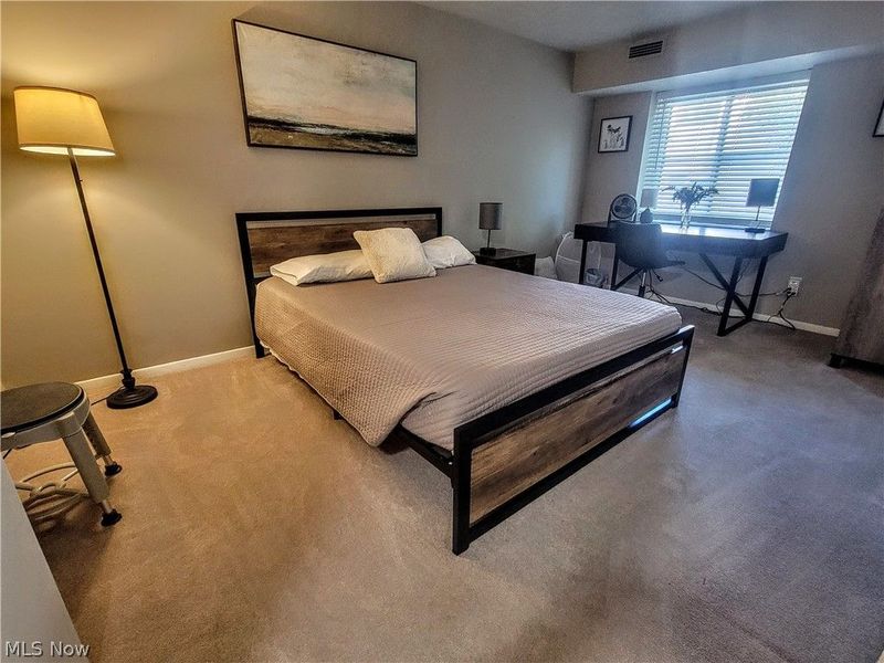 9610 Cove Drive , Unit B18, North Royalton, OH 44133 Photo 8