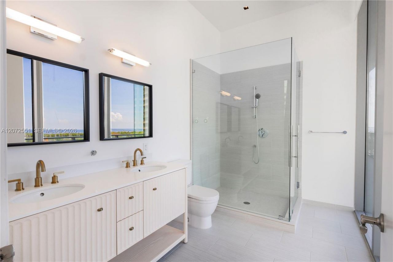 2675 S Bayshore Dr, Unit 602S, Miami, FL 33133 Photo