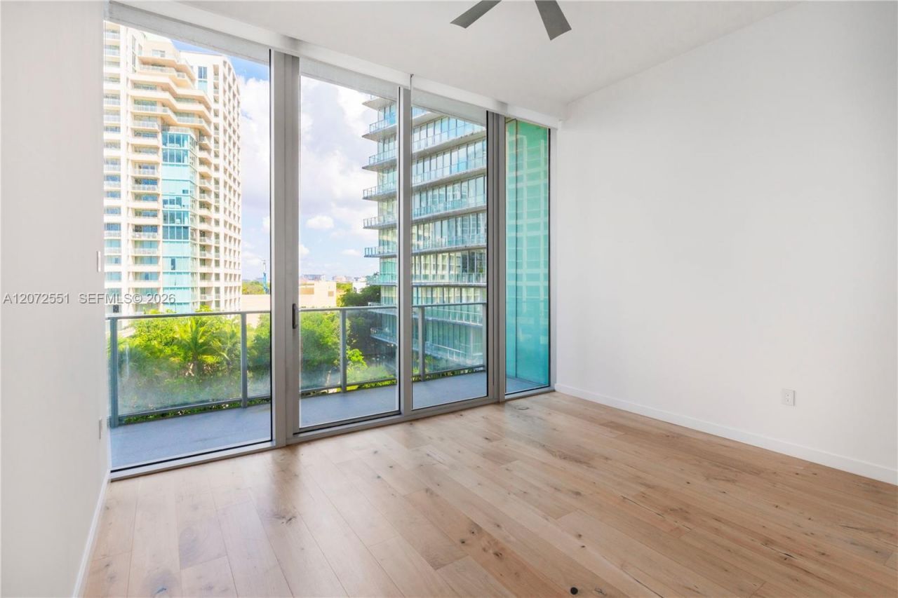 2675 S Bayshore Dr, Unit 602S, Miami, FL 33133 Photo