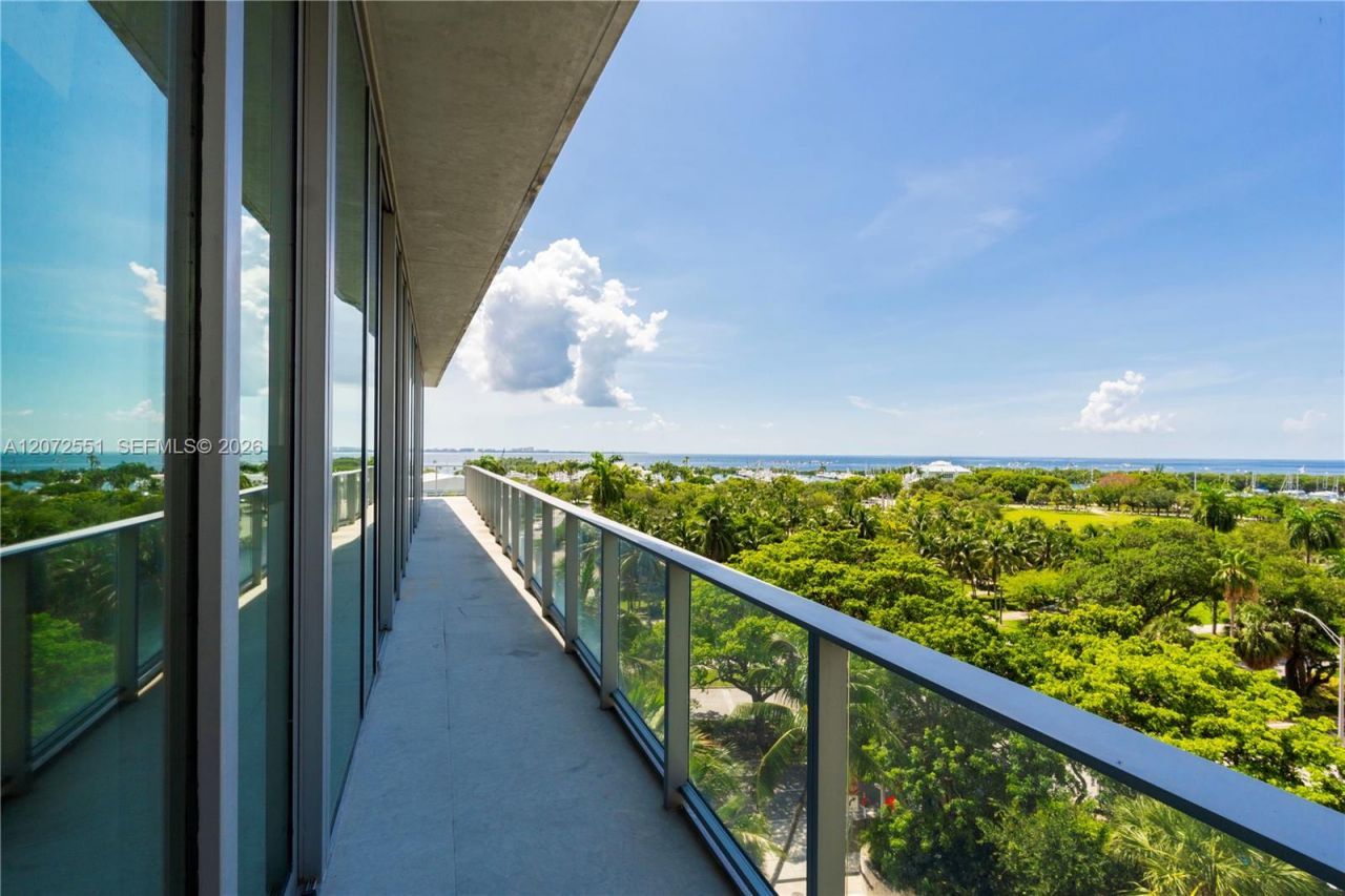 2675 S Bayshore Dr, Unit 602S, Miami, FL 33133 Photo
