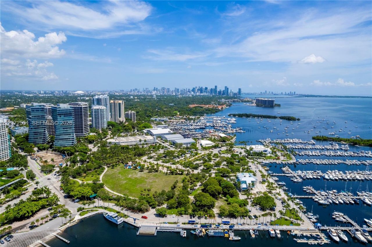 2675 S Bayshore Dr, Unit 602S, Miami, FL 33133 Photo