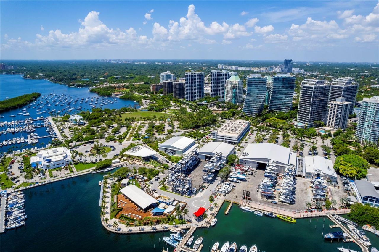 2675 S Bayshore Dr, Unit 602S, Miami, FL 33133 Photo