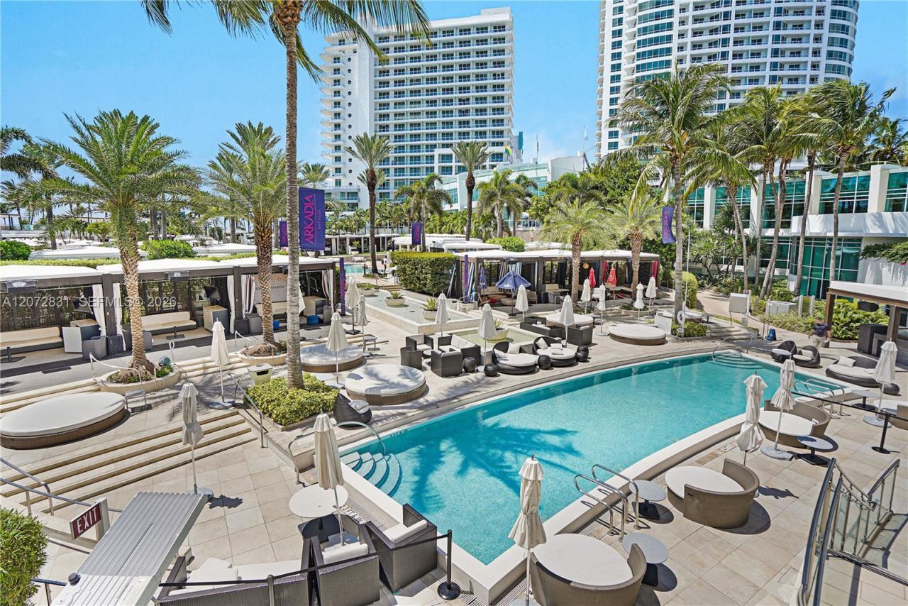 4401 Collins Ave , Unit 915, Miami Beach, FL 33140 Photo