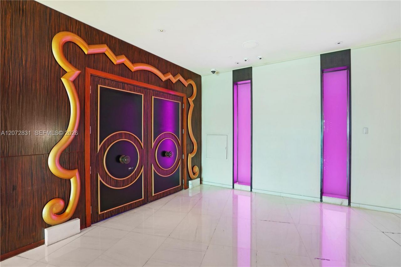 4401 Collins Ave , Unit 915, Miami Beach, FL 33140 Photo