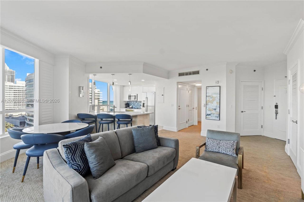 4401 Collins Ave , Unit 915, Miami Beach, FL 33140 Photo