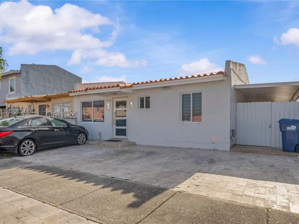 19300 NW 45th Ave, Miami Gardens, FL 33055