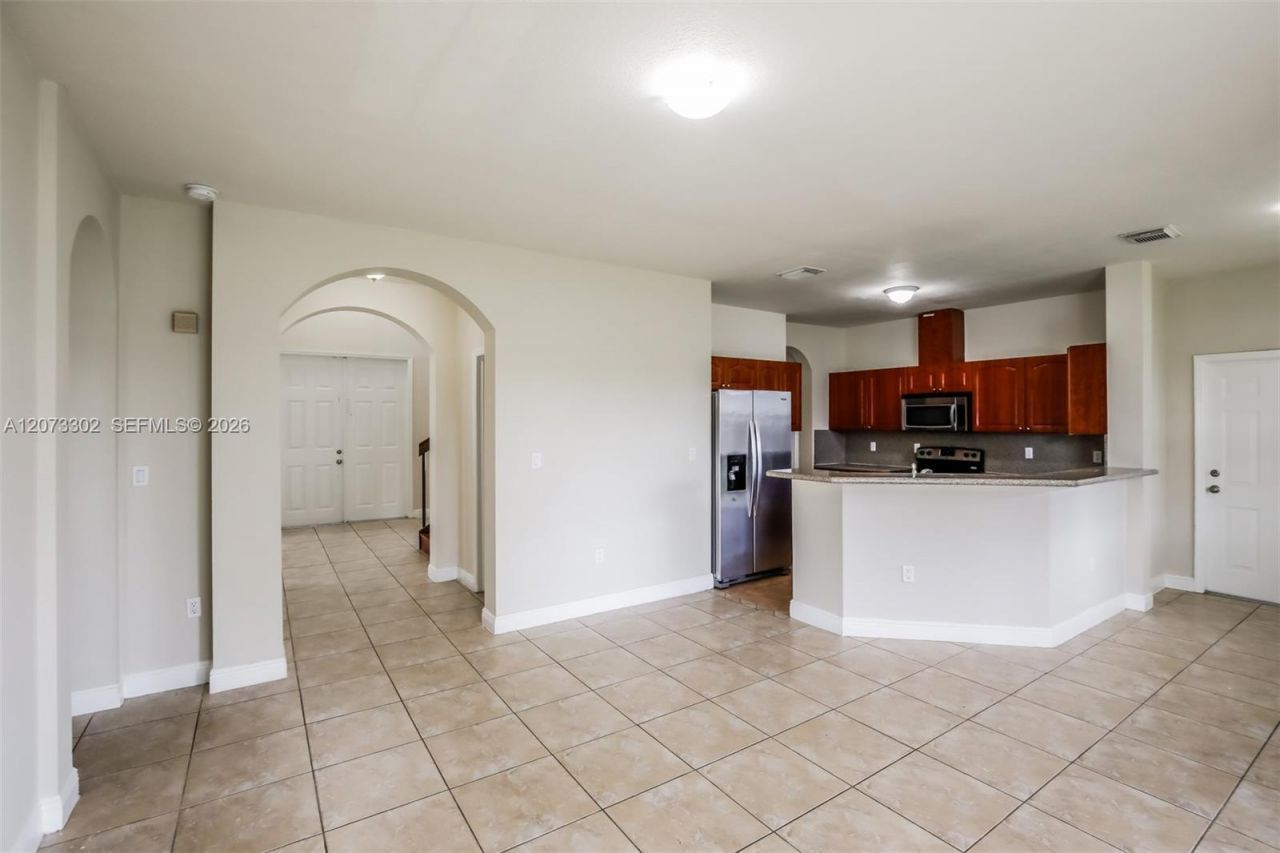 20365 SW 129th Ave Dr, Miami, FL 33177 Photo