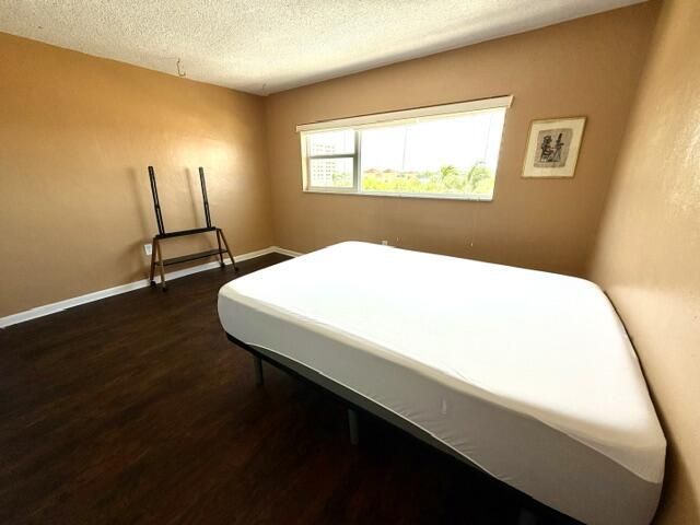 300 Oregon Street, Unit 408, Hollywood, FL 33019 Photo