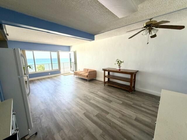 300 Oregon Street, Unit 408, Hollywood, FL 33019 Photo