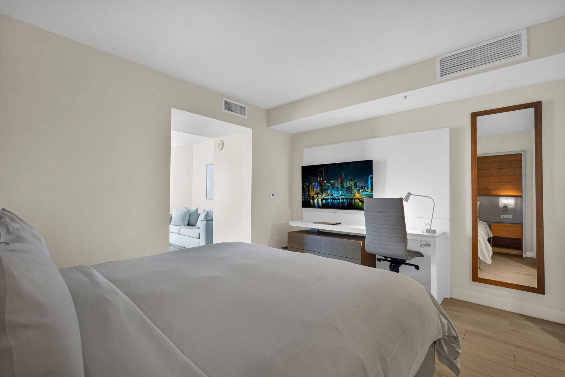 505 N Fort Lauderdale Beach Boulevard, Unit 1603, Fort Lauderdale, FL 33304 Photo
