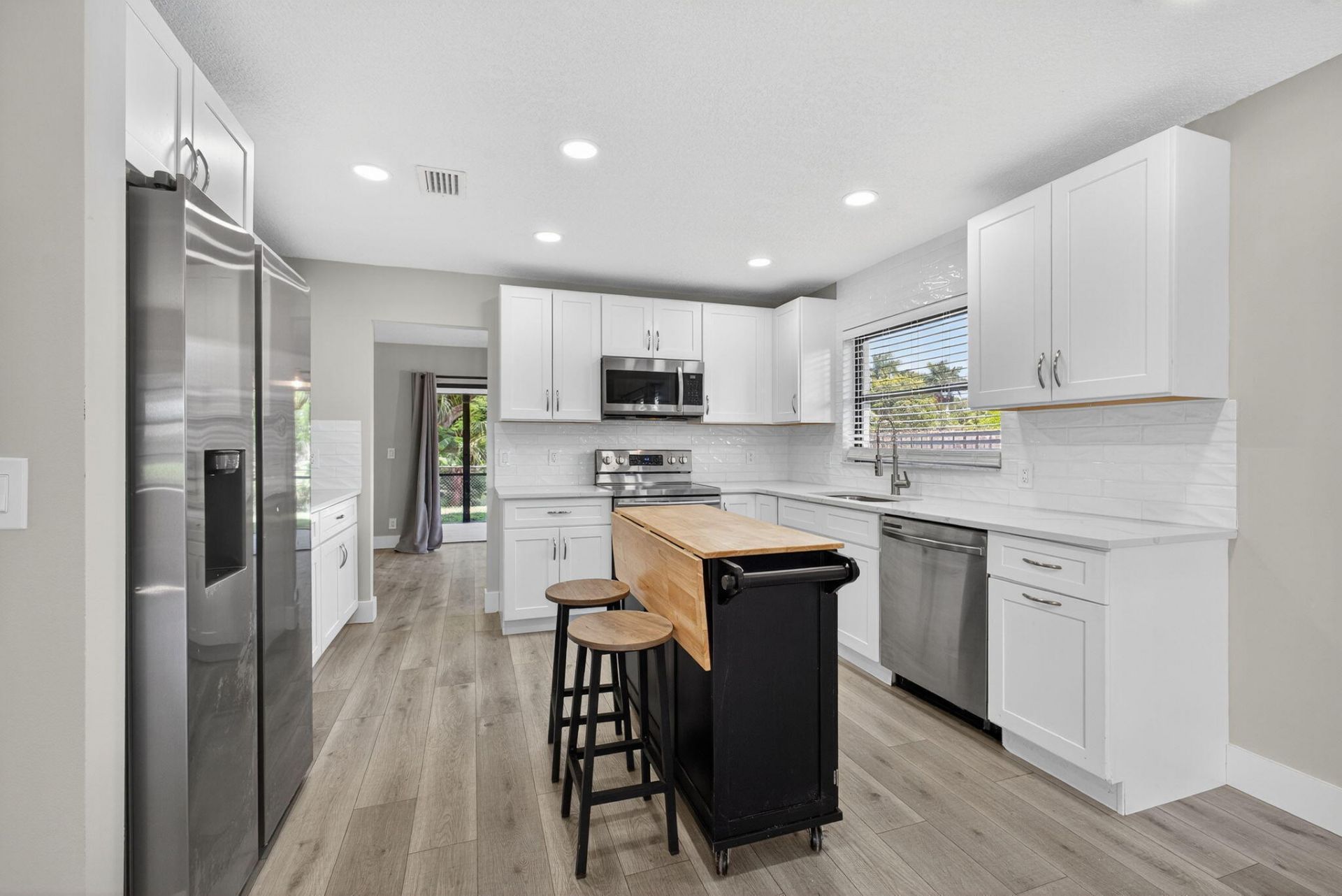 1202 Essex Drive, Wellington, FL 33414 Photo