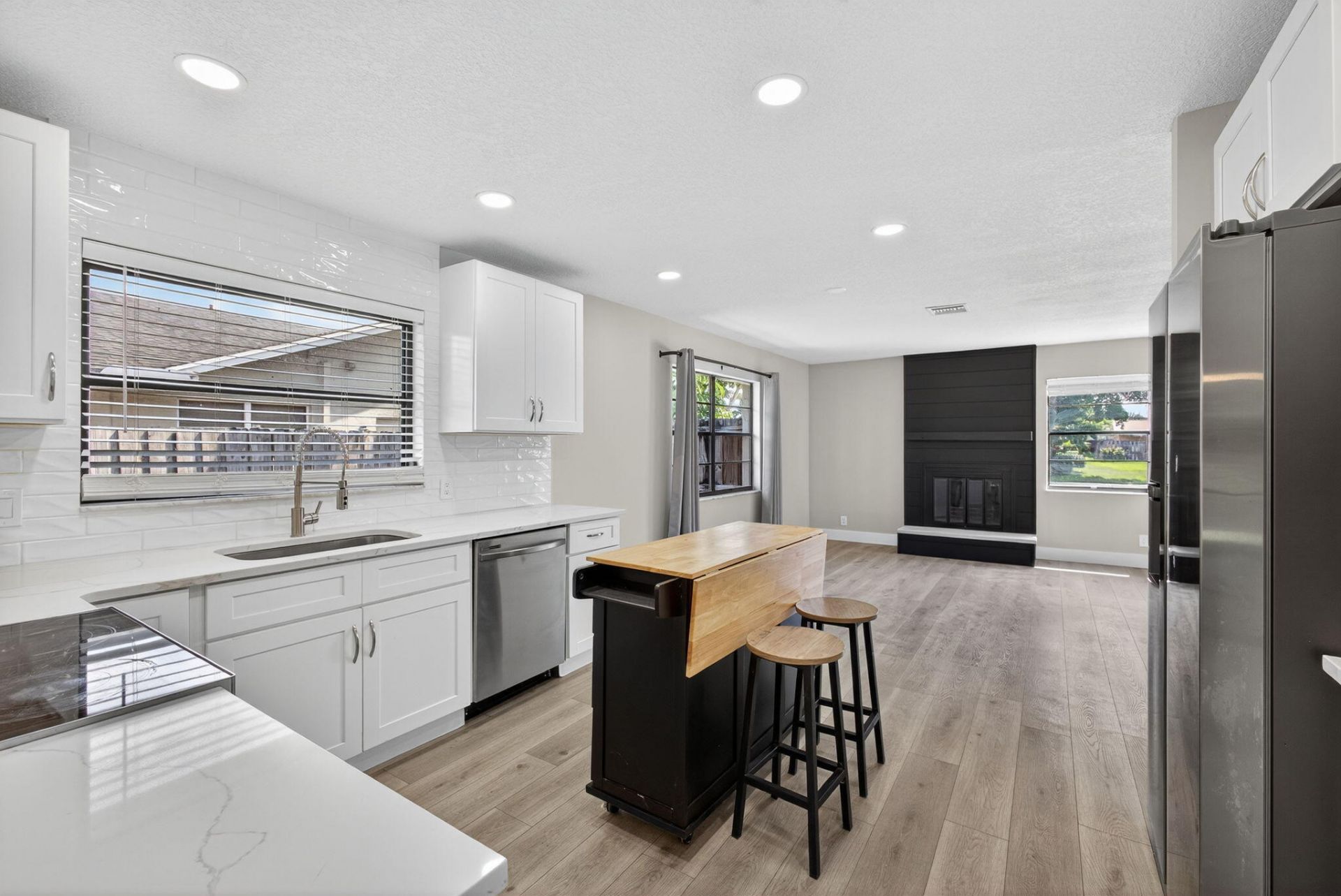 1202 Essex Drive, Wellington, FL 33414 Photo