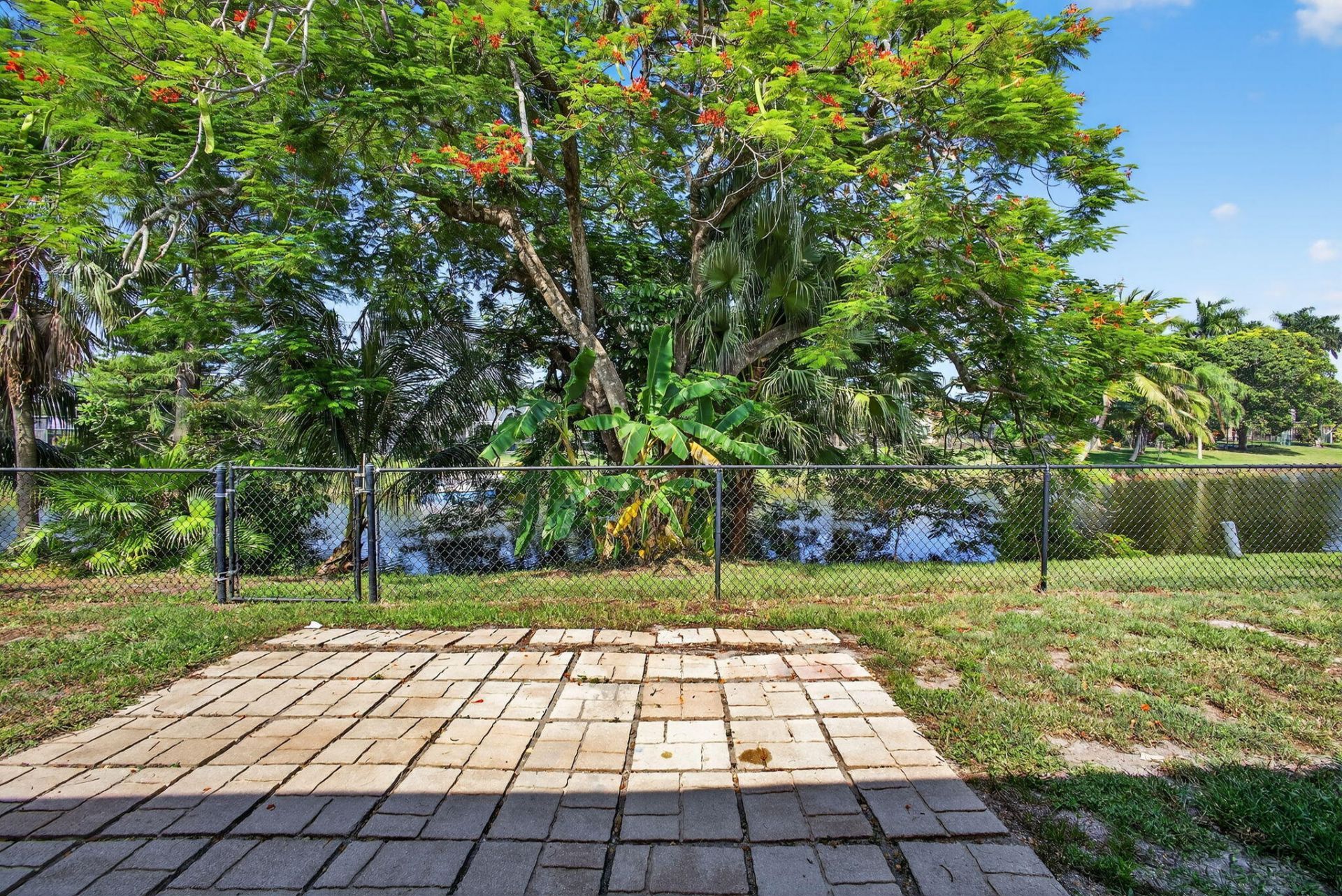 1202 Essex Drive, Wellington, FL 33414 Photo