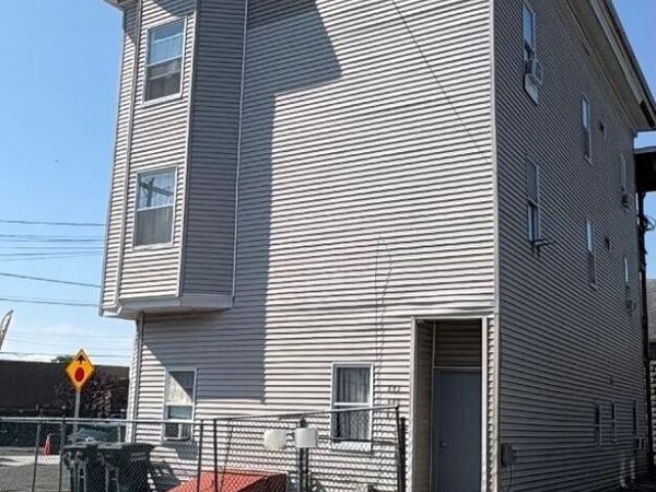 679 Norman, Bridgeport, CT 06605