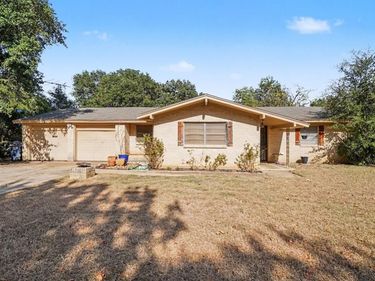 1553 Montclair Drive , Fort Worth, TX 76103