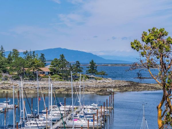 3555 Outrigger Rd , Unit #404, Nanoose Bay, BC V9P 9K1