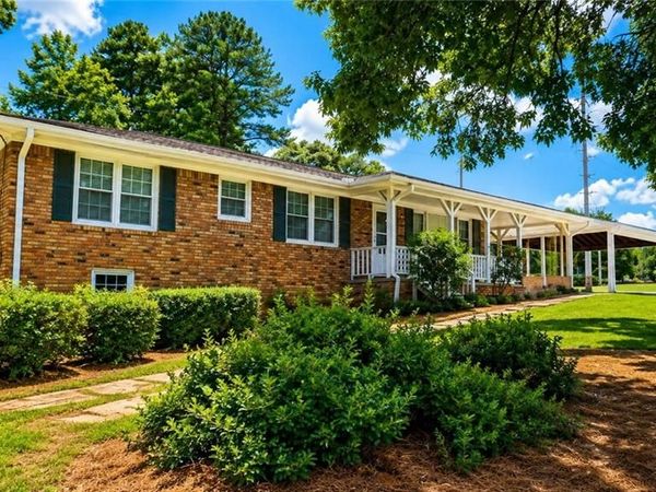 5129 Hill Road SW, Powder Springs, GA 30127