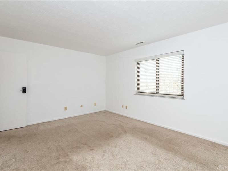 3285 Southdale Drive, Unit 4, Kettering, OH 45409 Photo 21