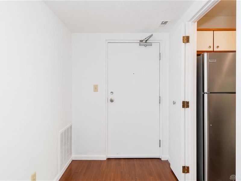 3285 Southdale Drive, Unit 4, Kettering, OH 45409 Photo 3