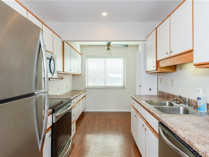 3285 Southdale Drive, Unit 4, Kettering, OH 45409 Photo 4