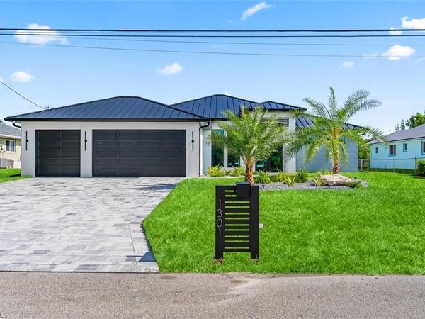 1301 SW 24th ST , CAPE CORAL, FL 33991
