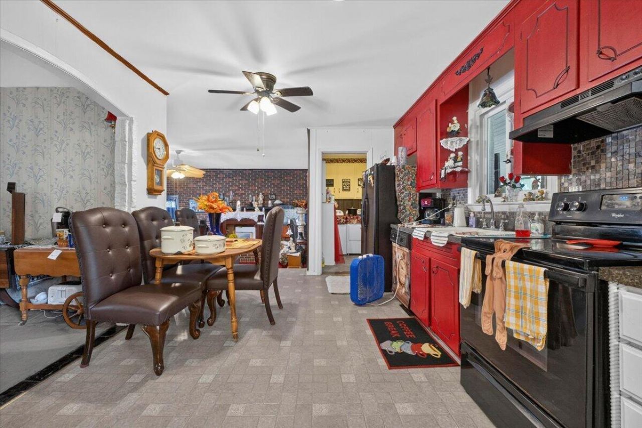 1511 Bacons Bridge Road Photo 23