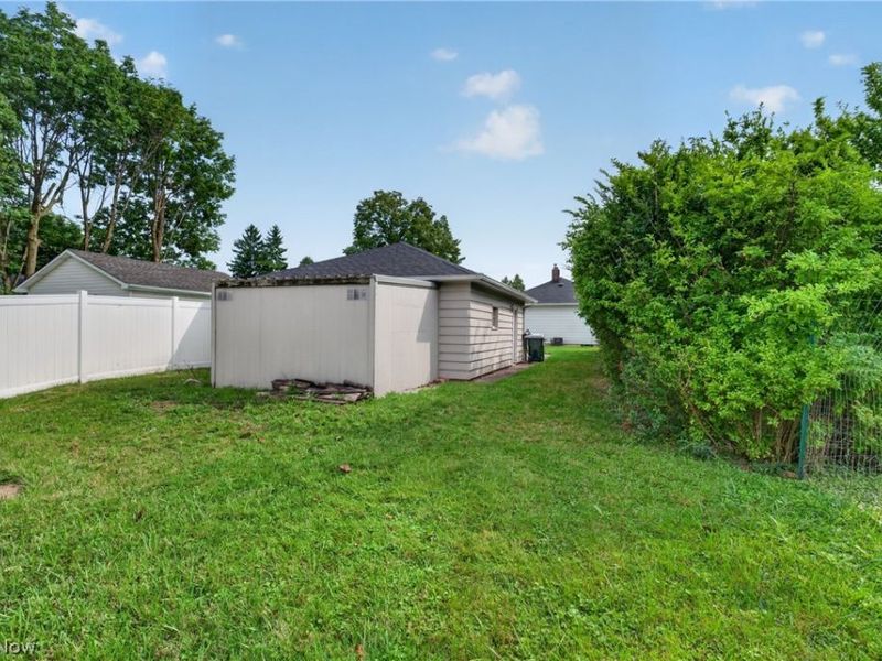 6202 Westminster Drive , Parma, OH 44129 Photo 17