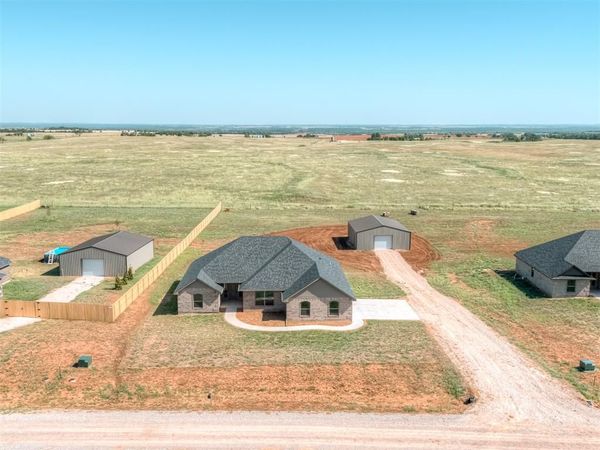 24953 Belmont Pass, Cashion, OK 73016