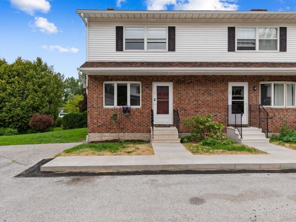 16 Howard Estate, St. Albans City, VT 05478