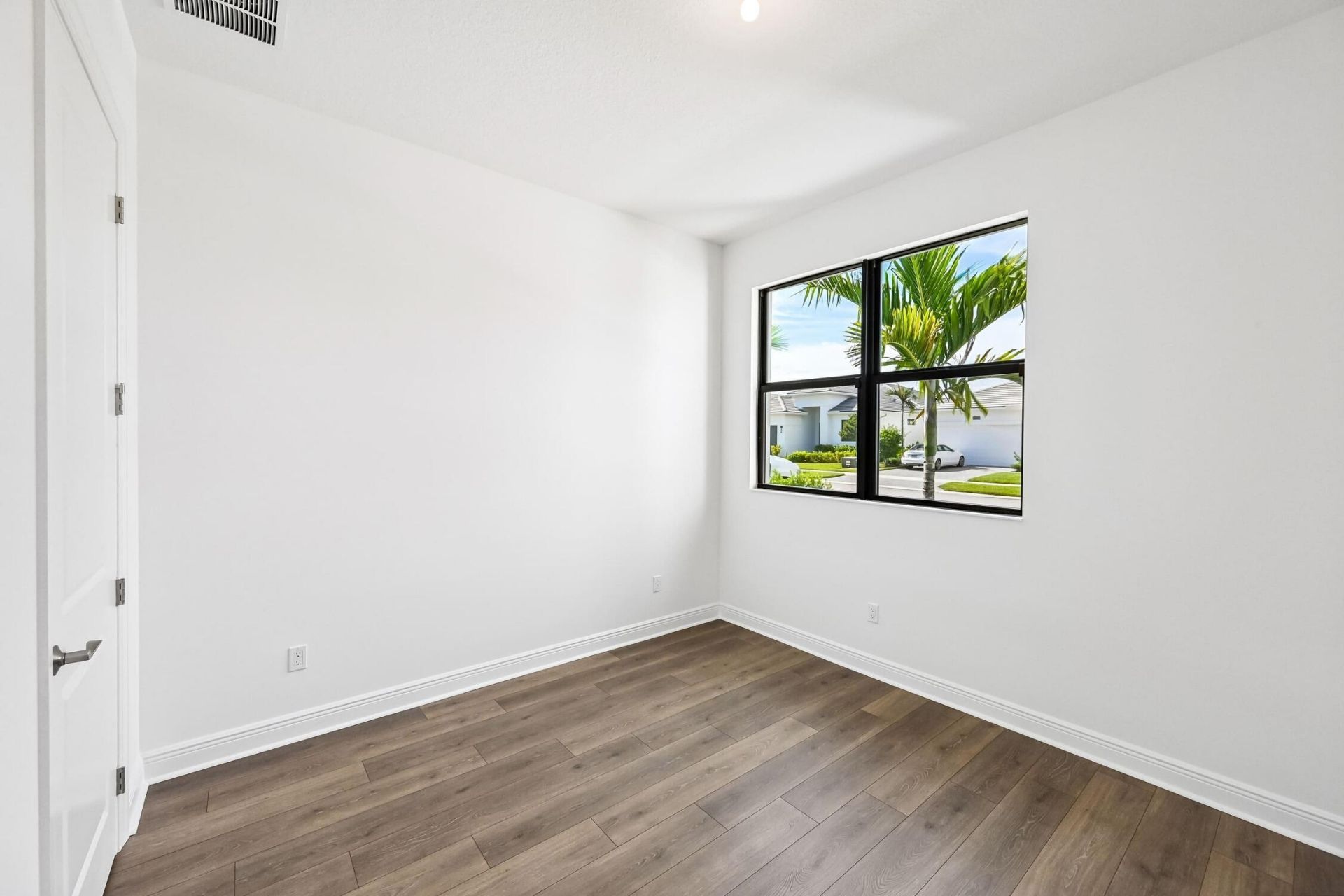 2157 SE Mosaic Boulevard, Port Saint Lucie, FL 34984 Photo