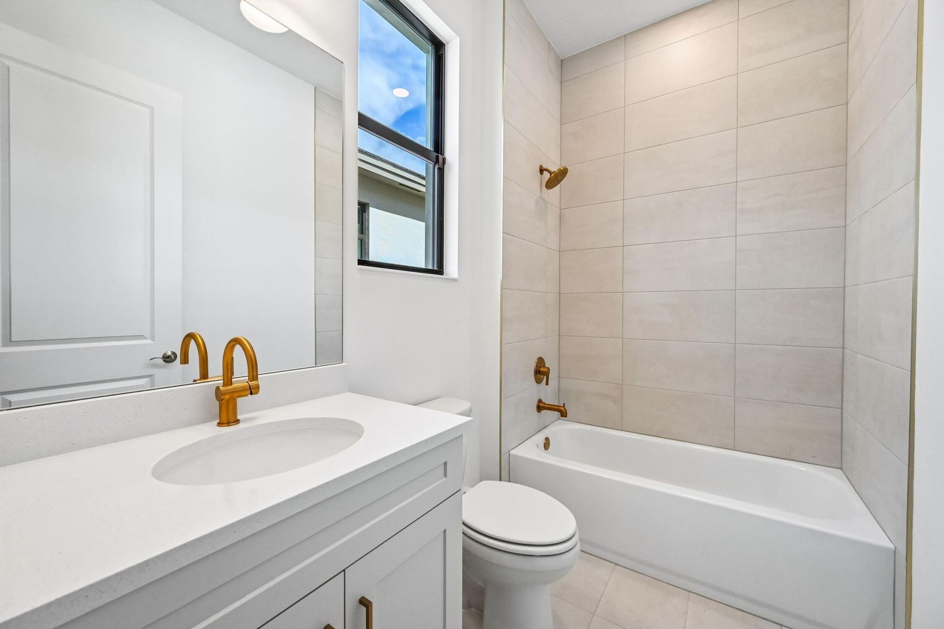 2157 SE Mosaic Boulevard, Port Saint Lucie, FL 34984 Photo