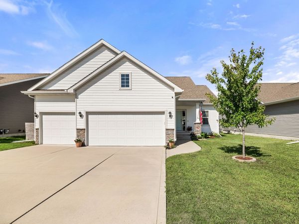 4120 NW Countrywood Drive, Ankeny, IA 50023