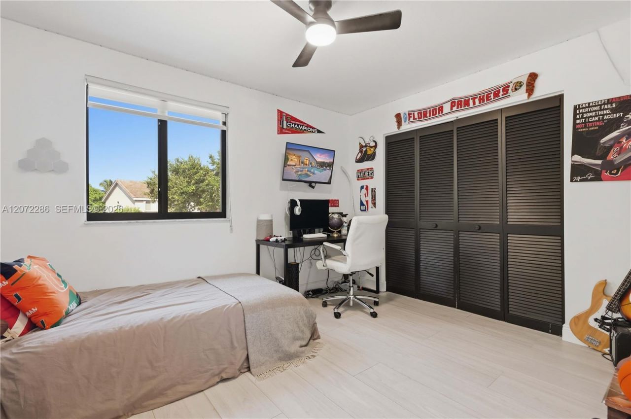 226 SW 180th Ave , Pembroke Pines, FL 33029 Photo