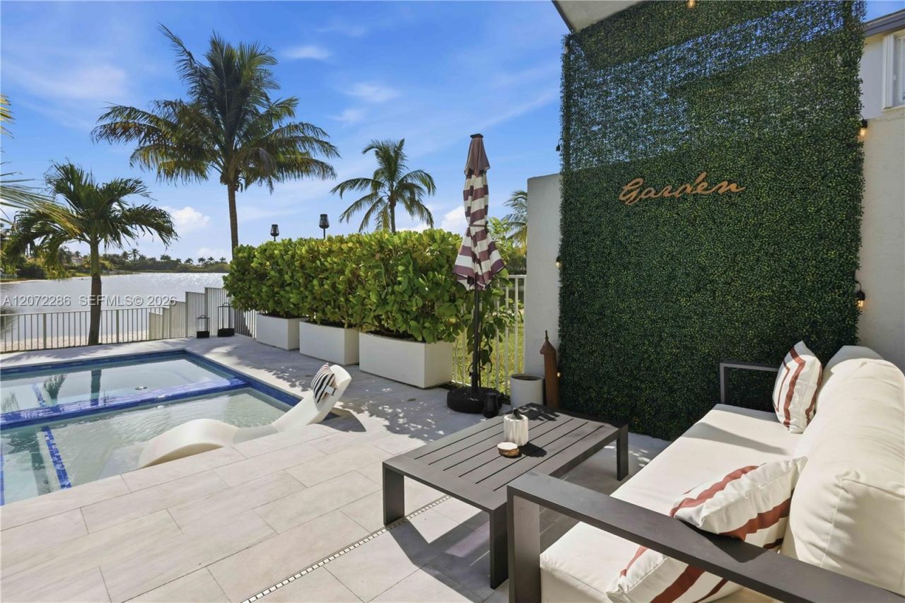226 SW 180th Ave , Pembroke Pines, FL 33029 Photo