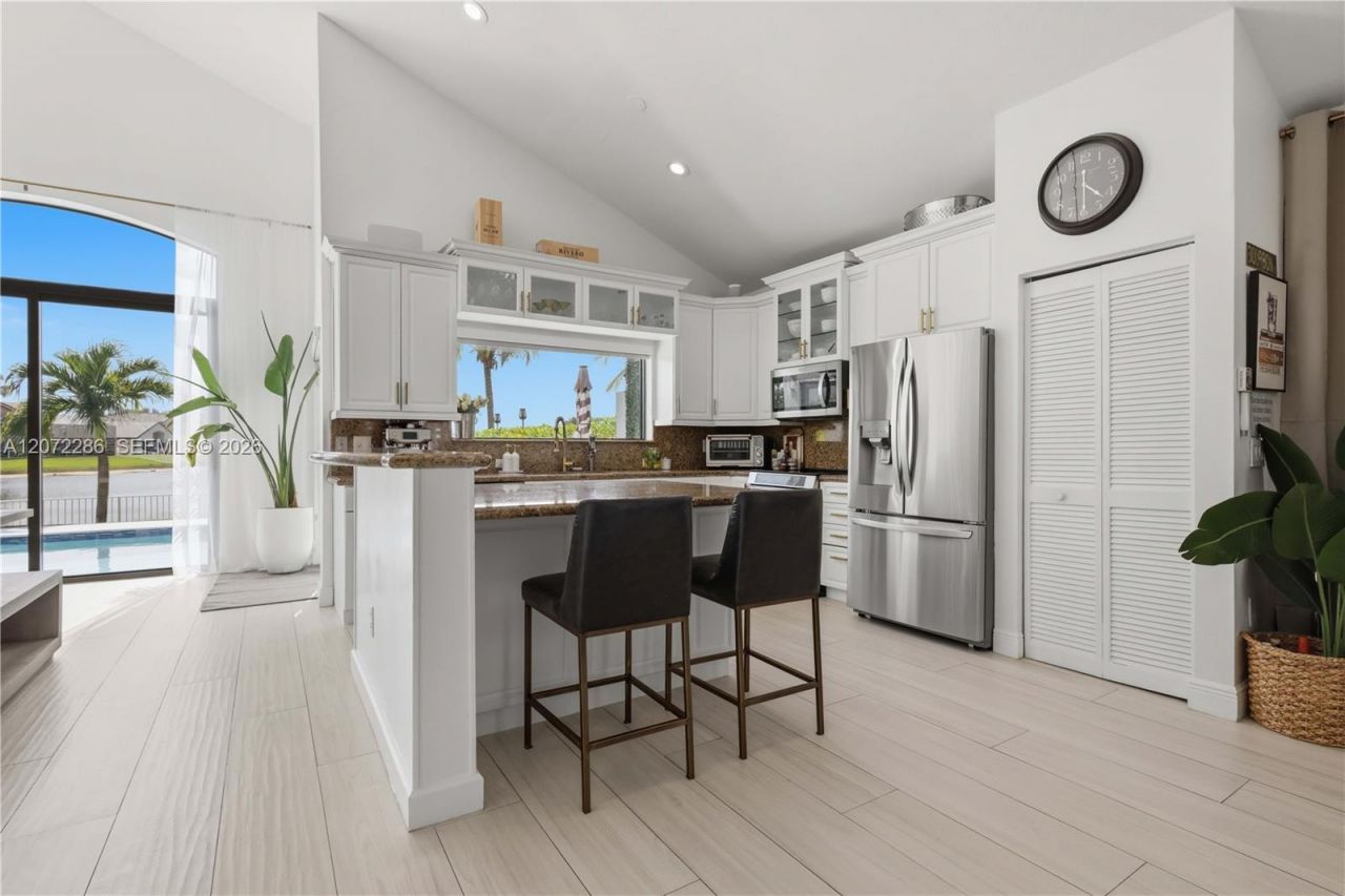 226 SW 180th Ave , Pembroke Pines, FL 33029 Photo