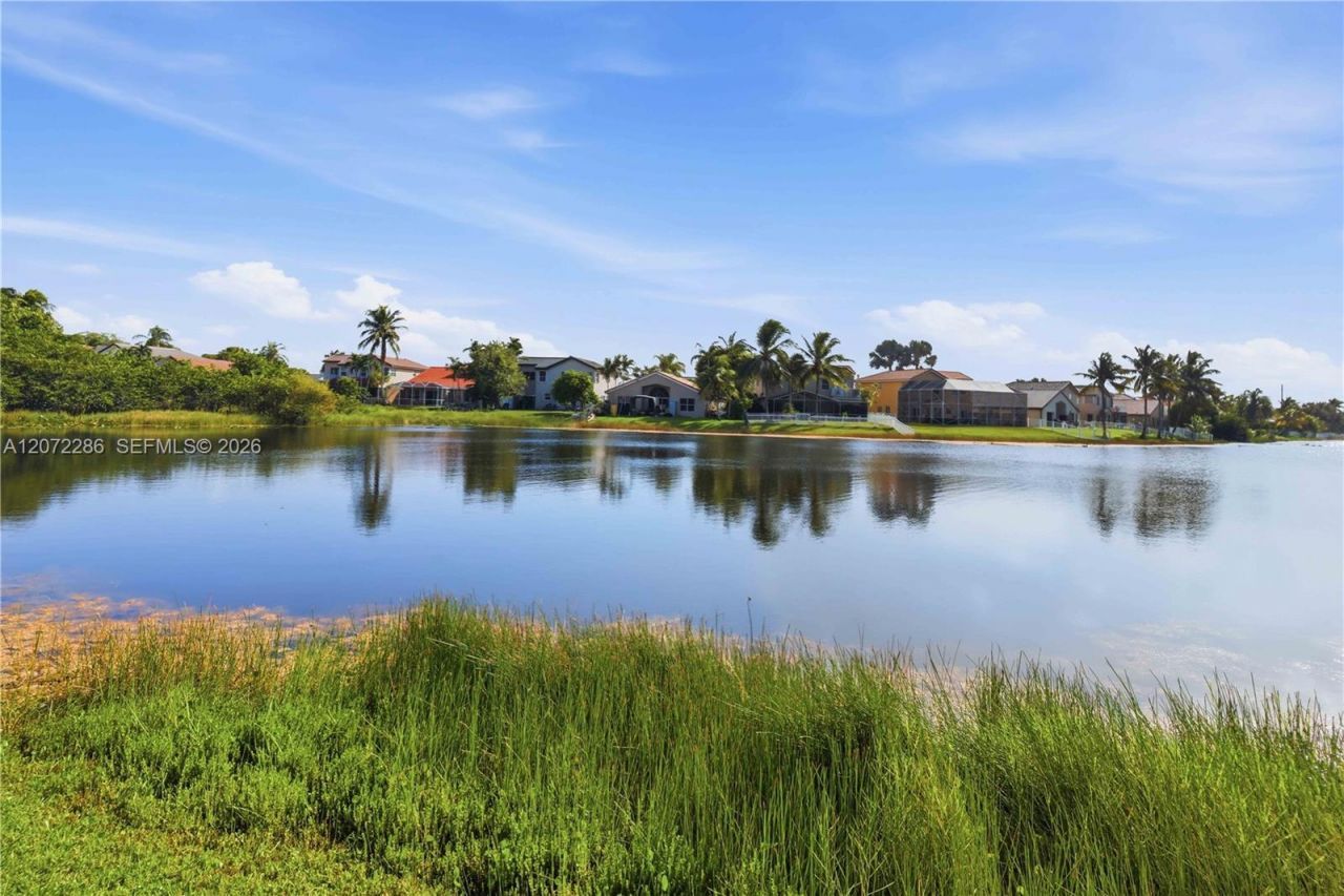 226 SW 180th Ave , Pembroke Pines, FL 33029 Photo