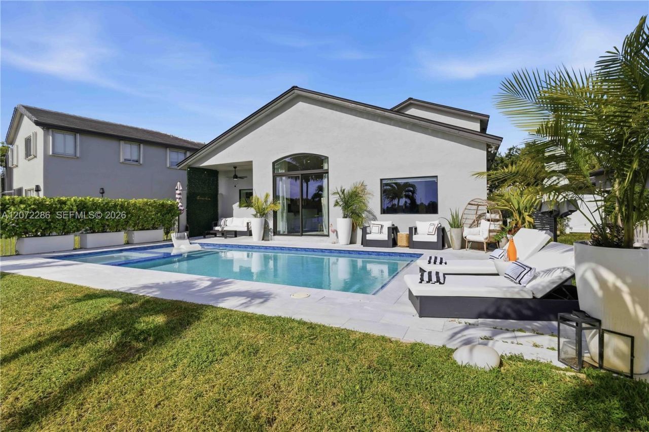 226 SW 180th Ave , Pembroke Pines, FL 33029 Photo