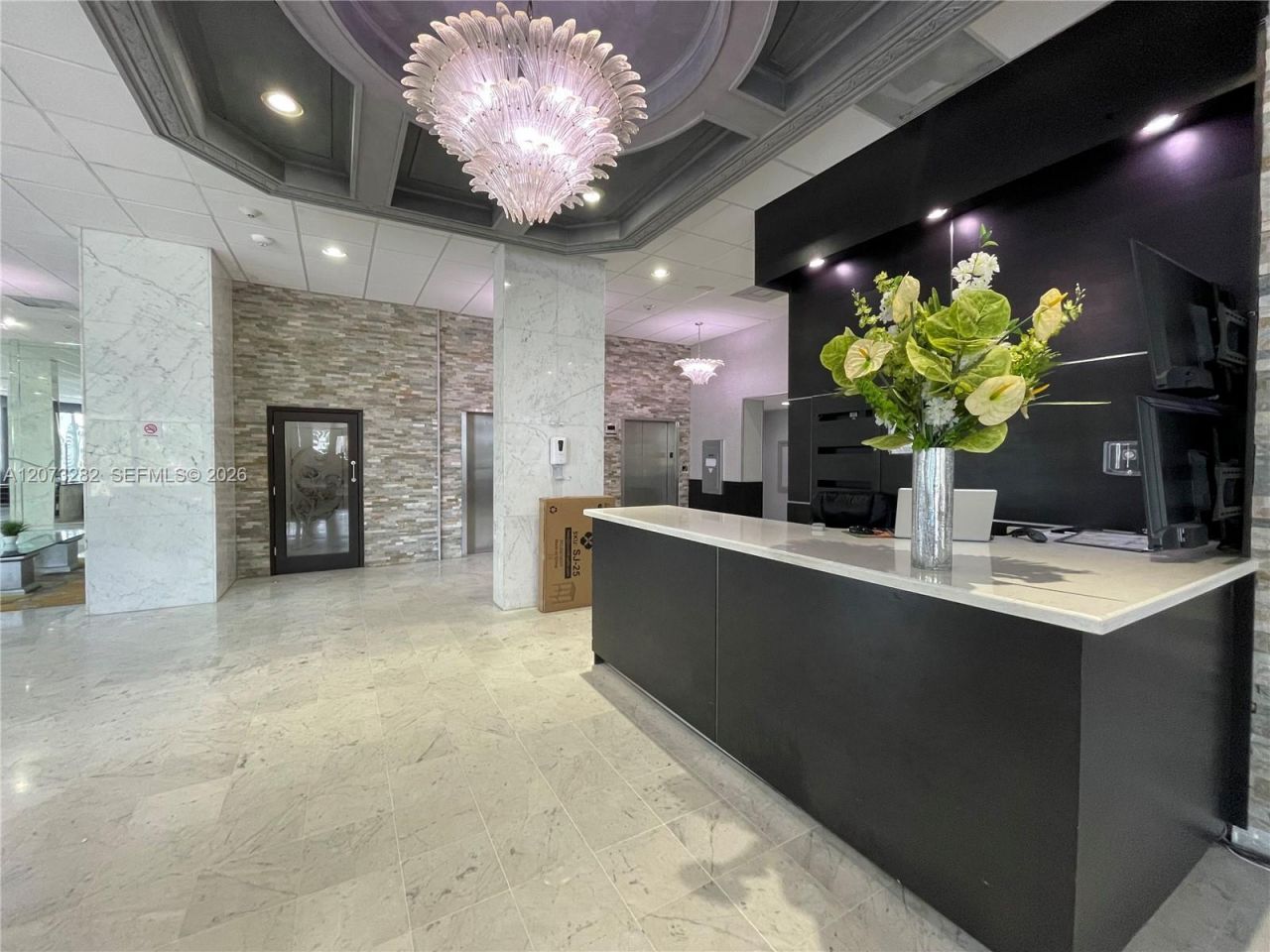 5001 Collins Av, Unit 15D, Miami Beach, FL 33140 Photo