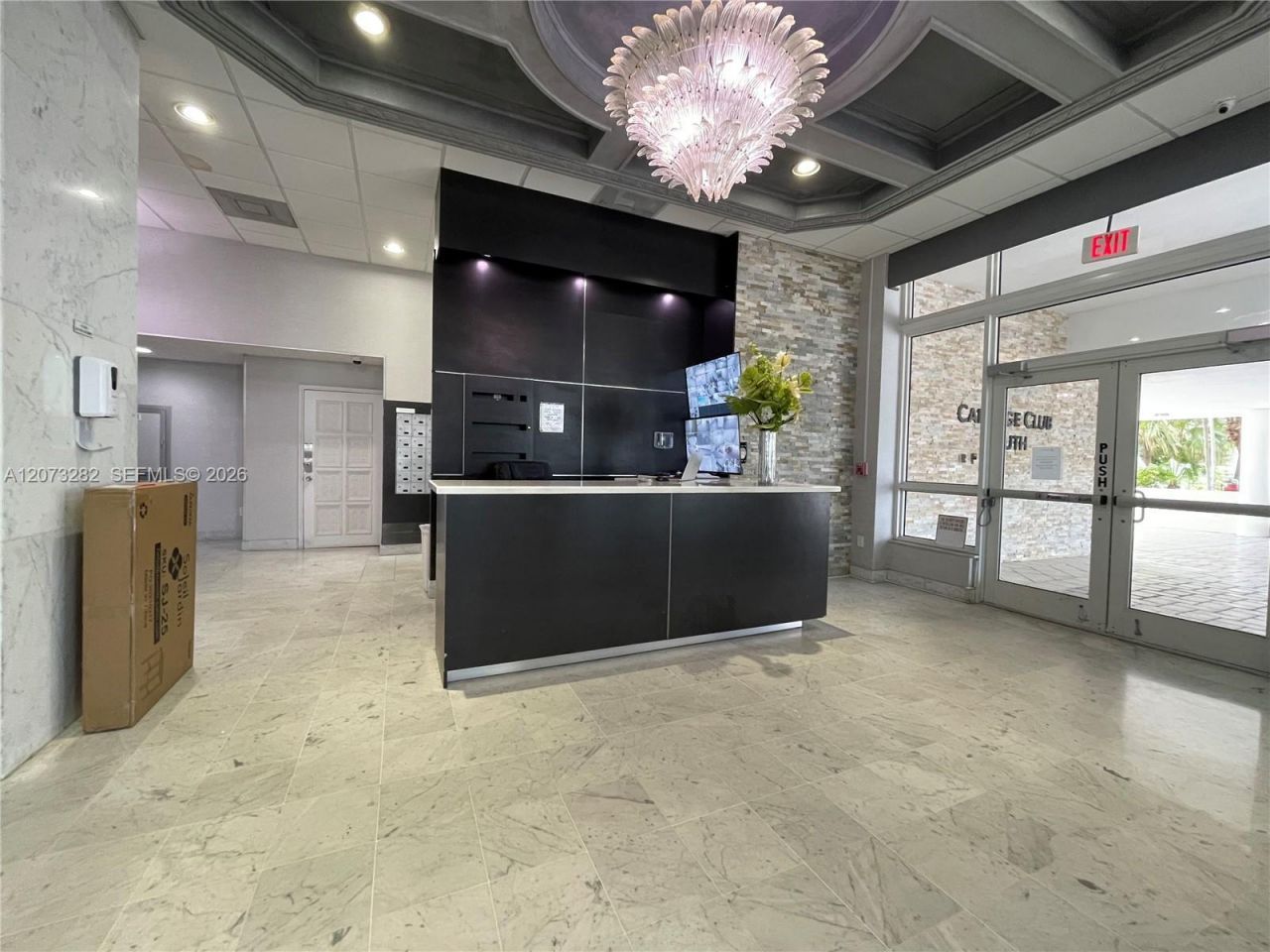 5001 Collins Av, Unit 15D, Miami Beach, FL 33140 Photo