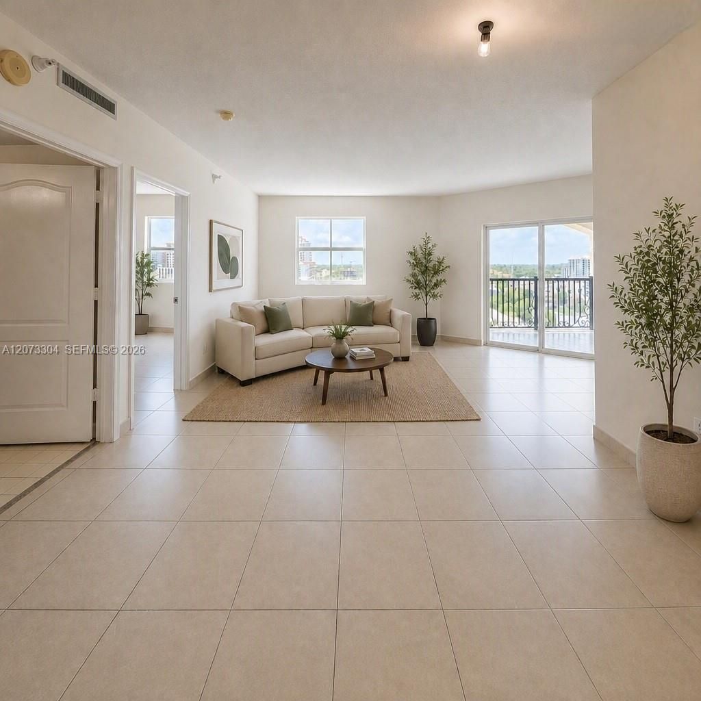 1627 SW 37th Ave , Unit 803, Miami, FL 33145 Photo