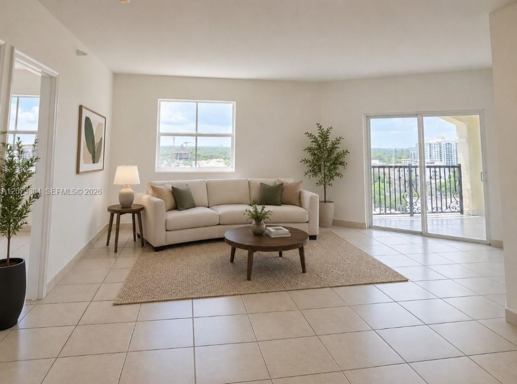 1627 SW 37th Ave , Unit 803, Miami, FL 33145 Photo